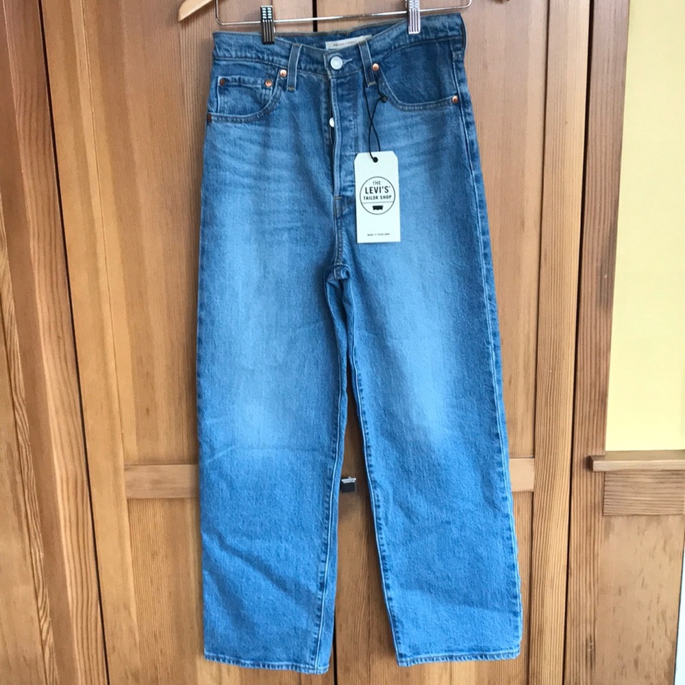 Levi’s Ribcage Straight Jeans 27x27 New with Tags